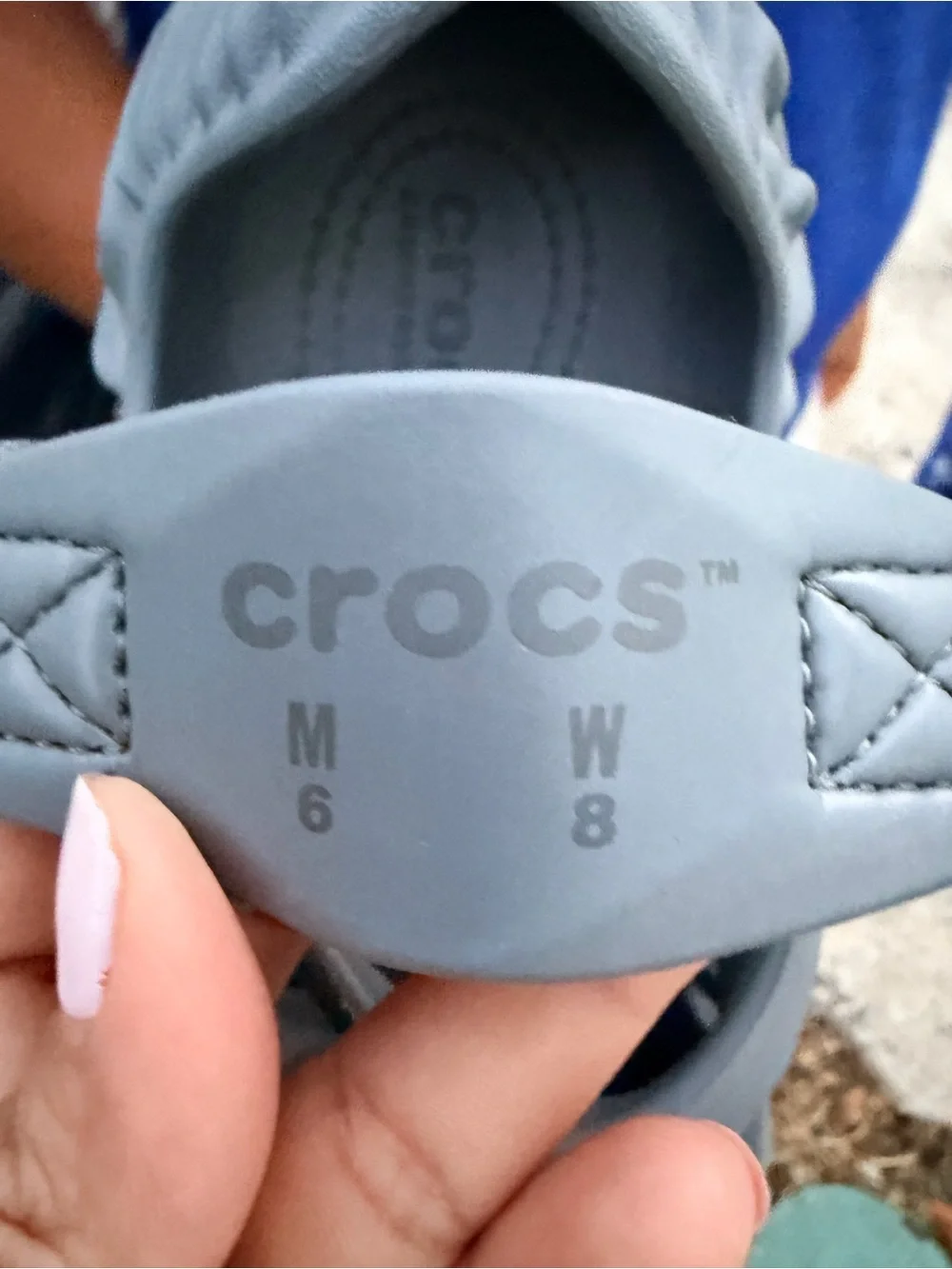 CROCS  Wave-Textured Foam Clogs in Light Gray with Cream Accents Size M6 W8